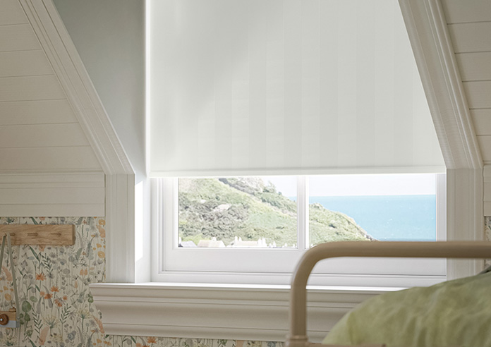 Duke (Blackout), Crystal - Twist&Fit Roller Blind - Image 5